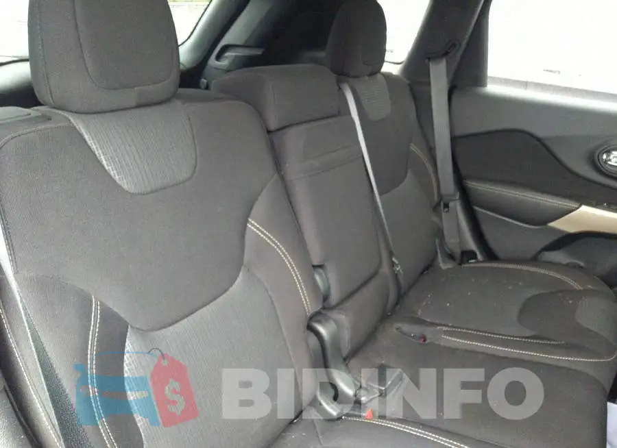 1C4PJMCB5HW570701 Photo# 8