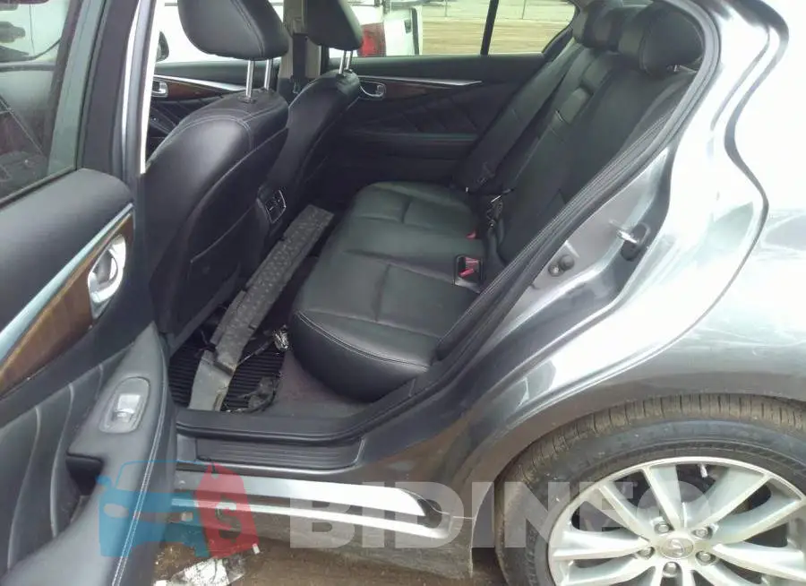 JN1BV7AR6FM400889 Photo# 8