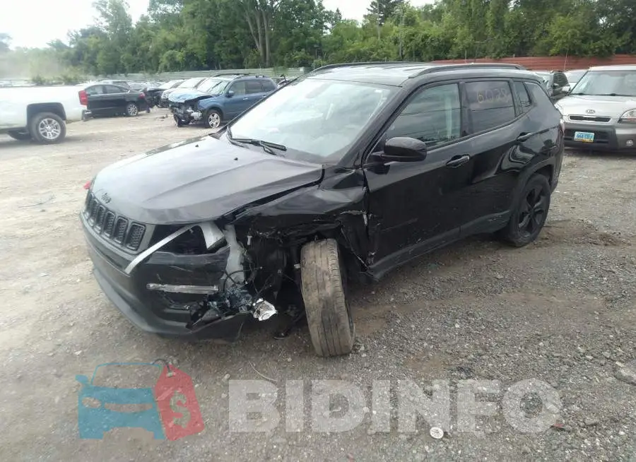 3C4NJDBBXJT326028 Photo# 2