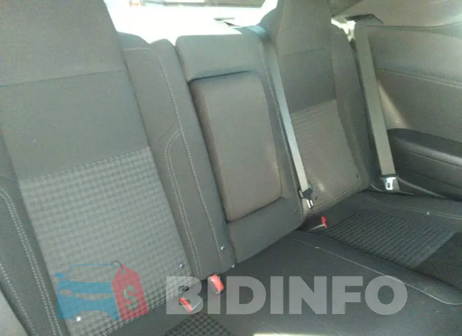 2C3CDZAGXJH118835 Photo# 8