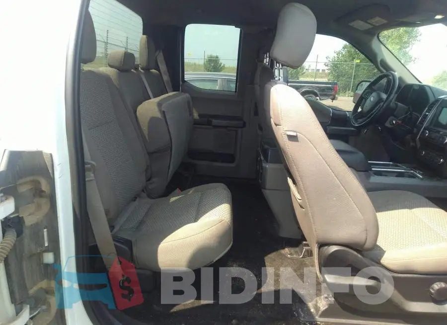 1FTFX1EG8JFC55771 Photo# 8