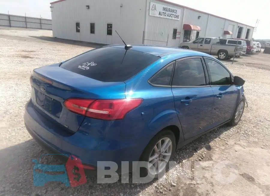 1FADP3F23JL237174 Photo# 4