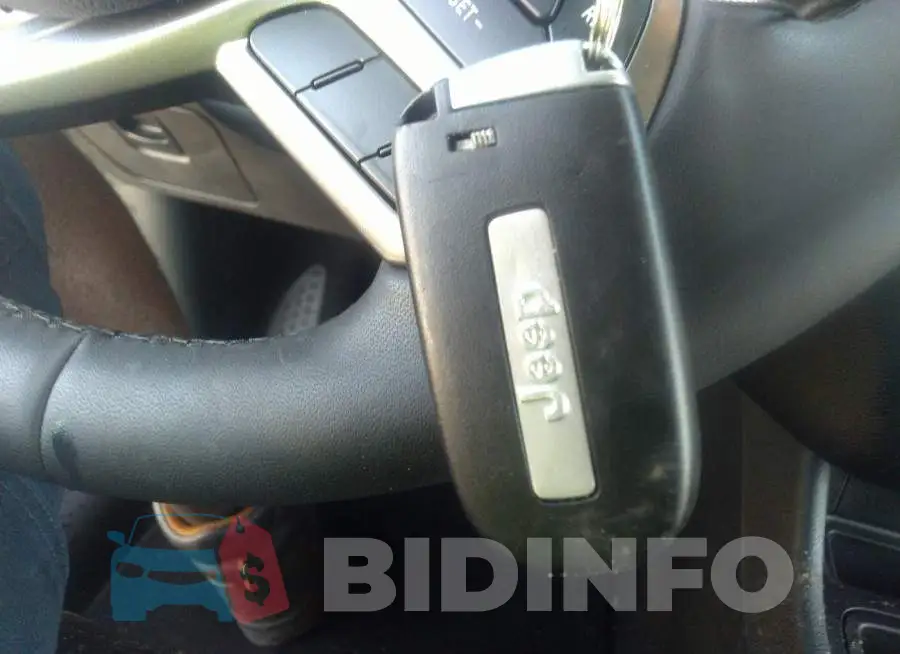 1C4PJLLB6LD586193 Photo# 11