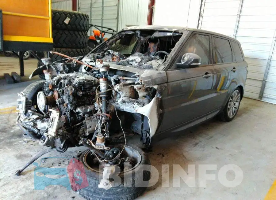 SALWG2FV0HA142027 Photo# 2