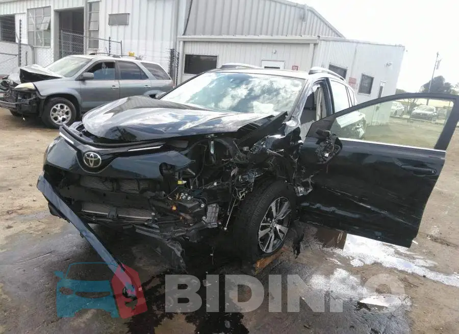 JTMWFREV8JD132032 Photo# 2