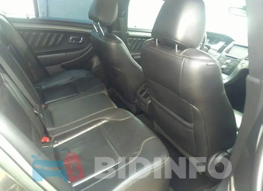 1FAHP2E85FG206252 Photo# 8