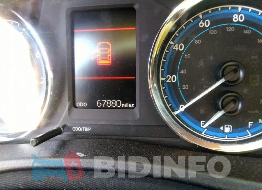 2T1BURHE4JC976419 Photo# 7