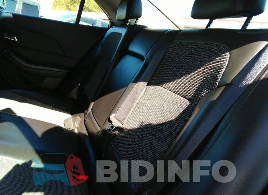 1G11D5SL4FF117060 Photo# 8