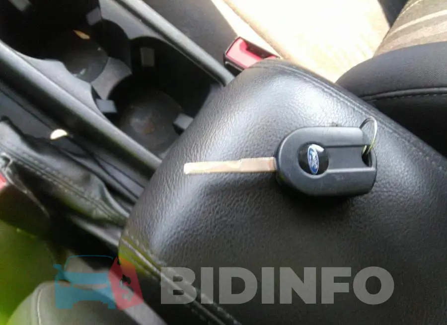 1FADP3H23JL204396 Photo# 11