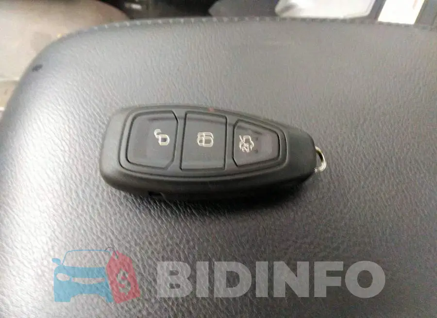 1FADP3L98FL214241 Photo# 11