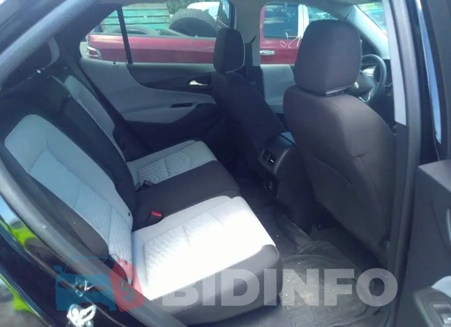 2GNAXHEV0M6114250 Photo# 8