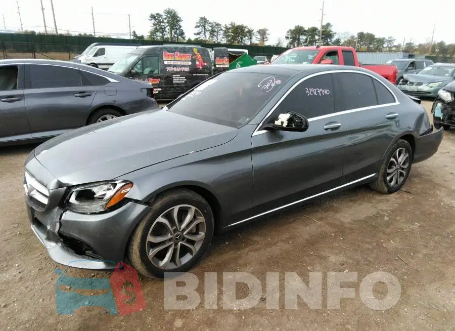 55SWF4KBXHU215007 Photo# 2