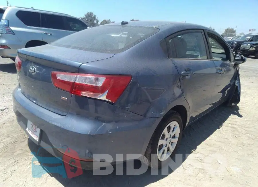 KNADM4A37G6678075 Photo# 4