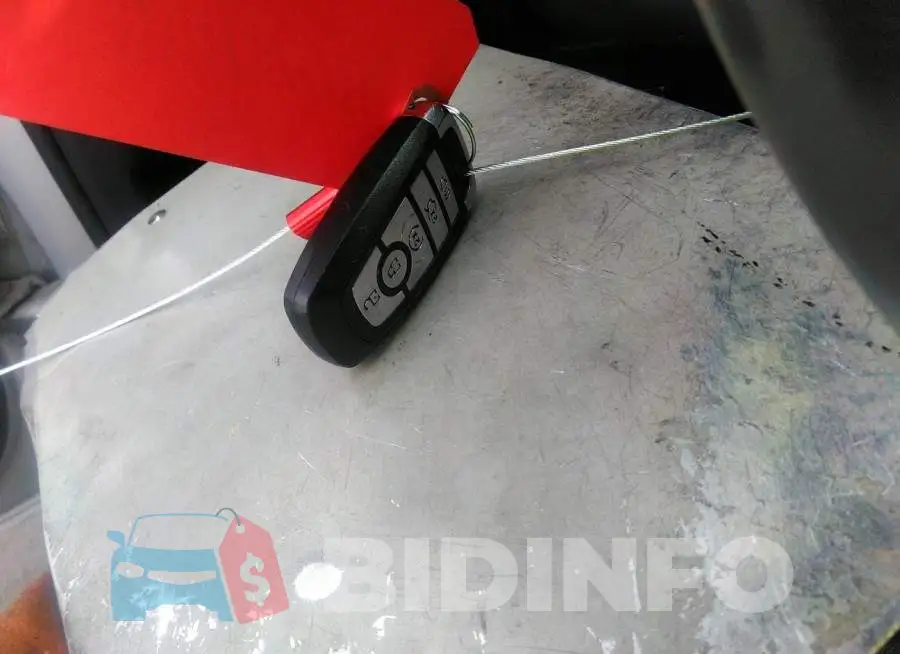 1FATP8UH8K5179293 Photo# 11