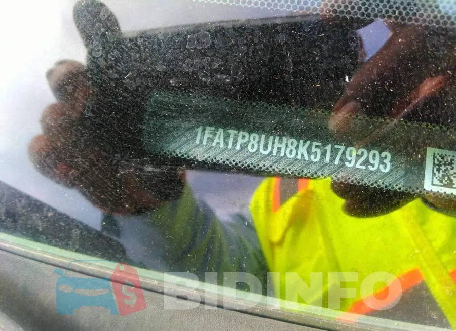 1FATP8UH8K5179293 Photo# 9