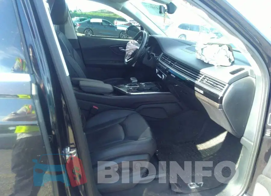 WA1VAAF75KD016827 Photo# 5