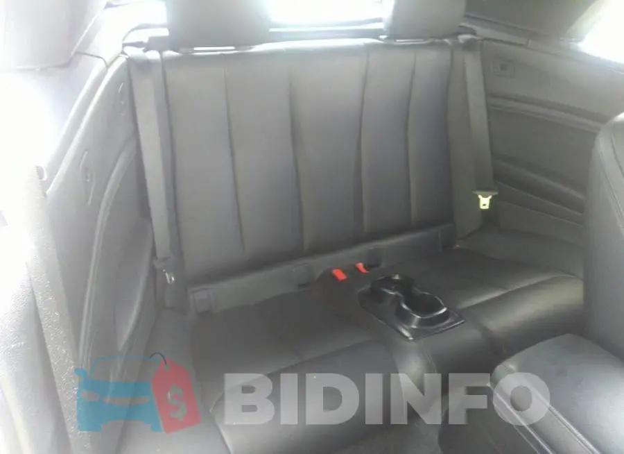 WBA1L9C5XGV767498 Photo# 8
