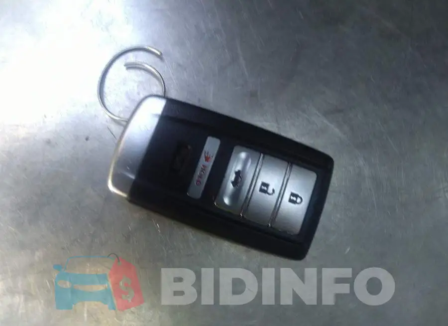 19UUB2F53JA004664 Photo# 11
