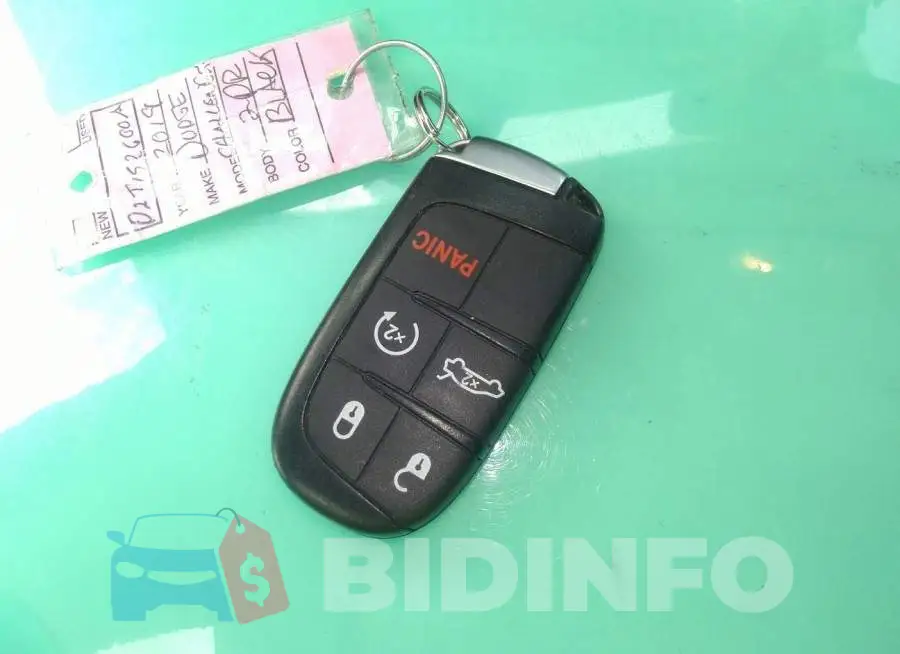 2C3CDZBT9KH552211 Photo# 11