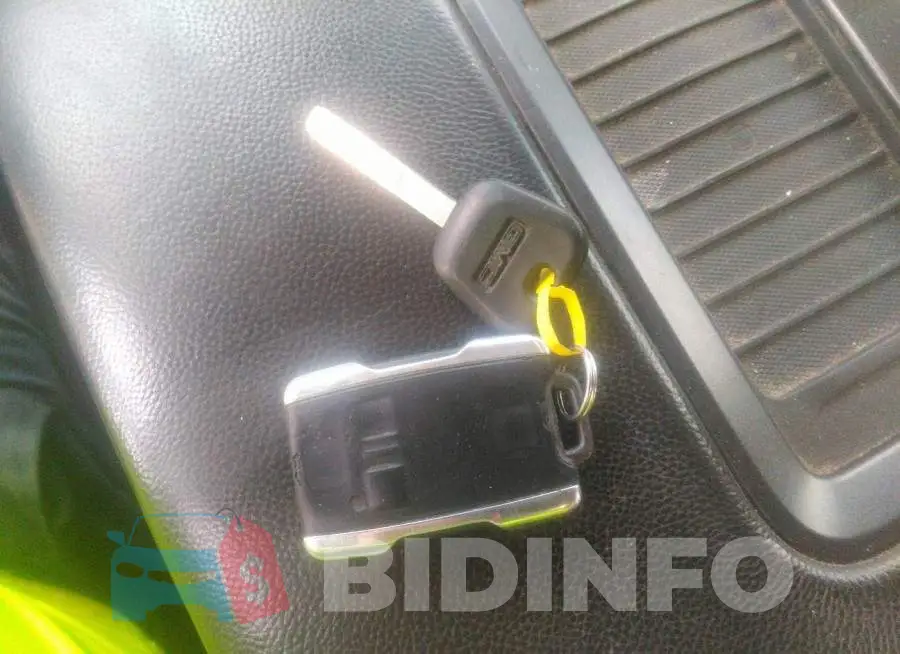 1GT12UE84GF209365 Photo# 11