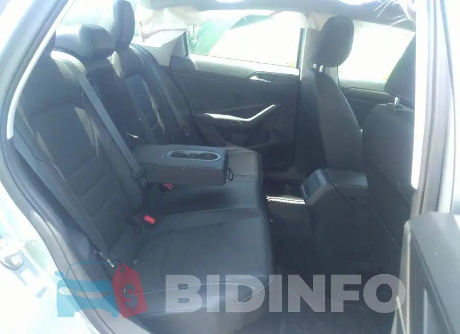 3VWG57BU1KM208152 Photo# 8