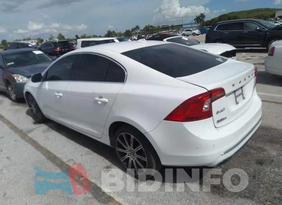 LYV612TM2GB101362 Photo# 3