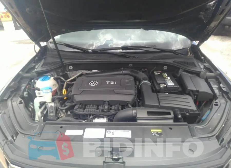 1VWDT7A34HC042897 Photo# 10