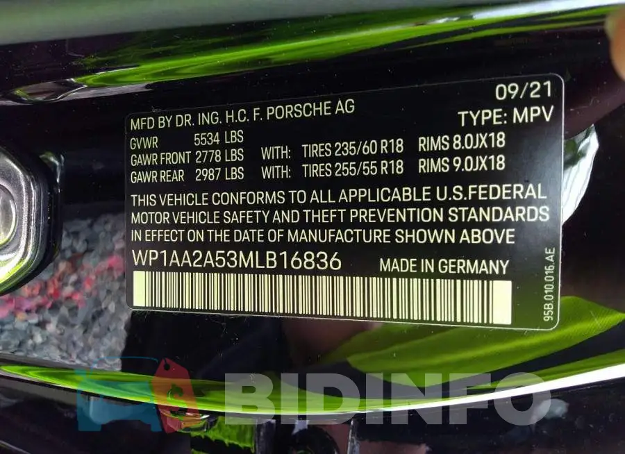 WP1AA2A53MLB16836 Photo# 9