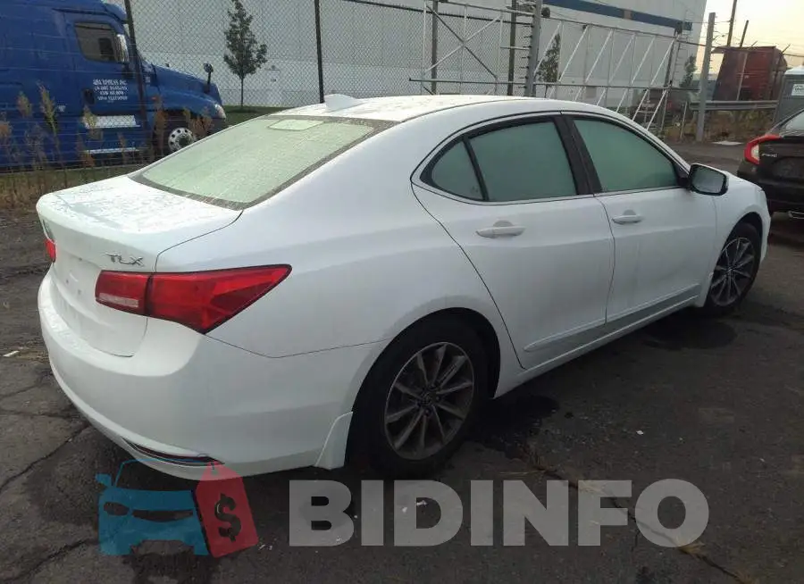 19UUB1F52KA007275 Photo# 4