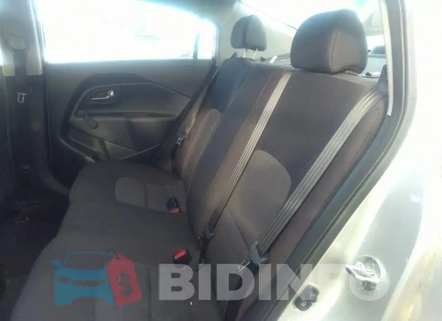 KNADM4A39G6688106 Photo# 8