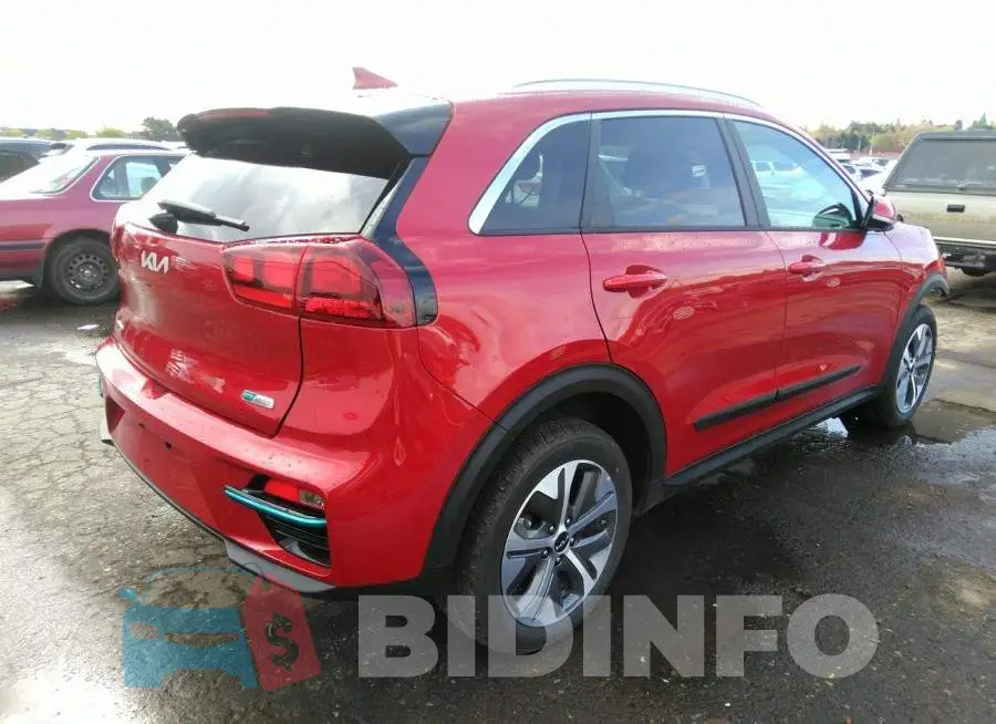 KNDCC3LG2N5138065 Photo# 4