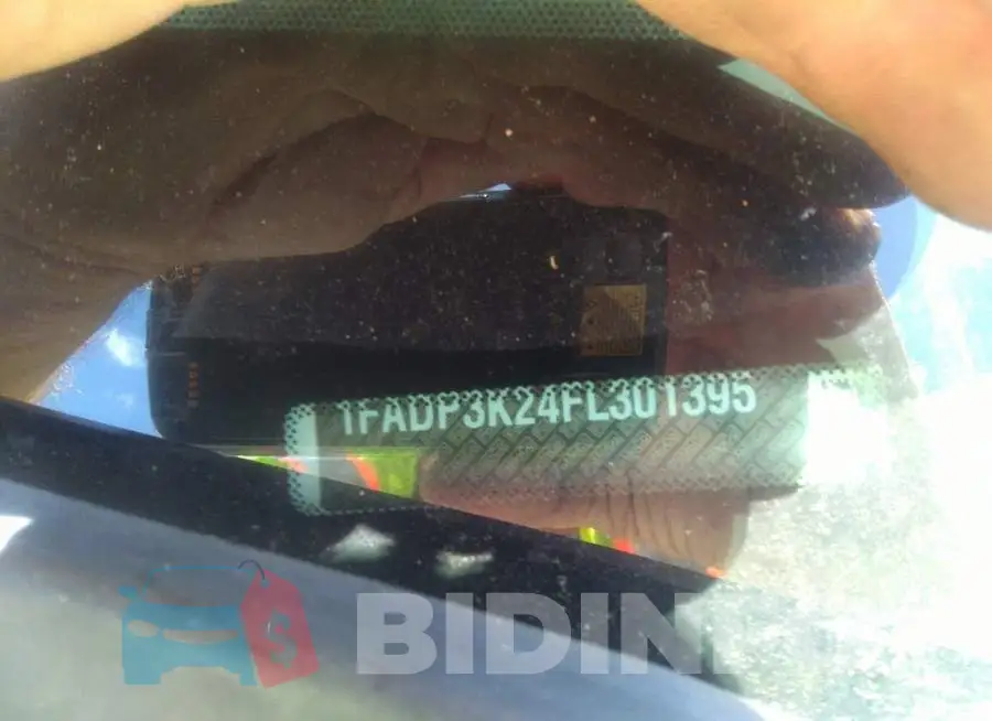 1FADP3K24FL301395 Photo# 9