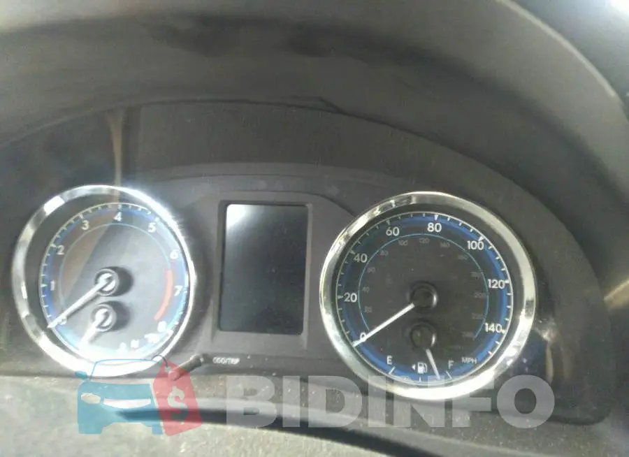 2T1BURHE5JC030040 Photo# 7