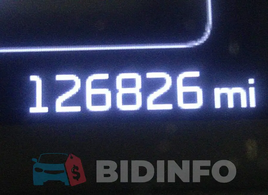5XXGT4L38HG137703 Photo# 7
