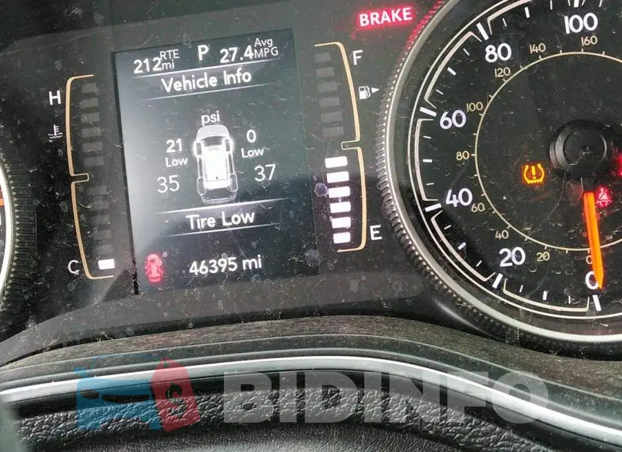 1C4PJLCB8KD307650 Photo# 7