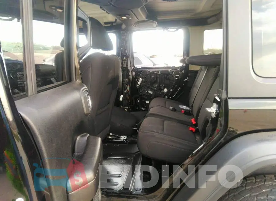 1C4HJXDG8JW111779 Photo# 8