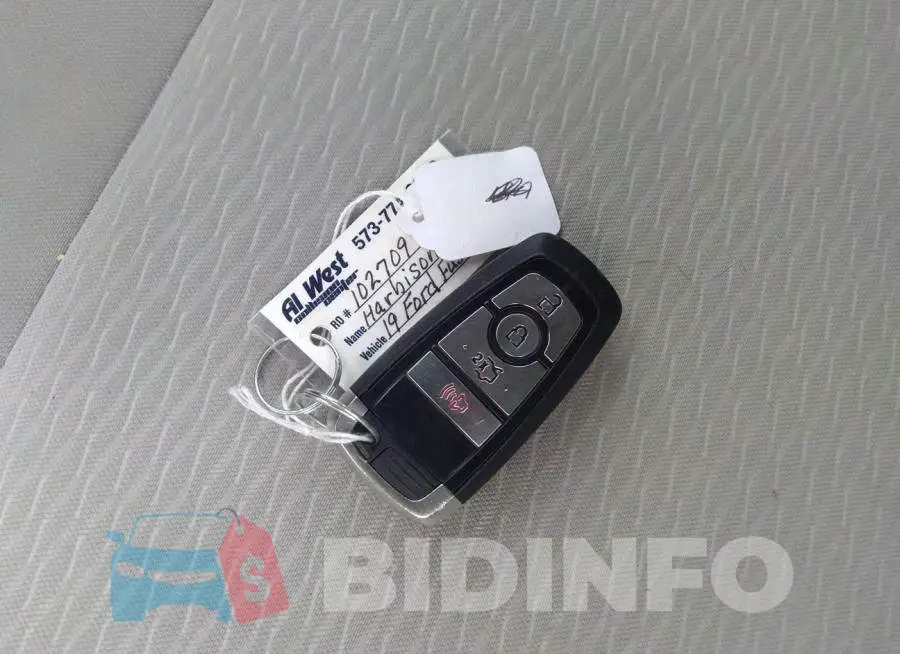 3FA6P0HD1KR114188 Photo# 11