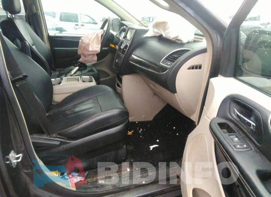 2C4RC1BG6GR158096 Photo# 5