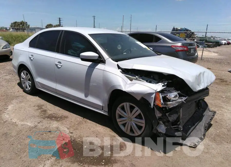 3VW2B7AJ7HM405684 Photo# 1