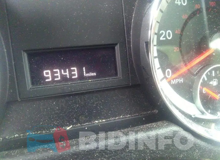 2C4RDGCGXGR180679 Photo# 7