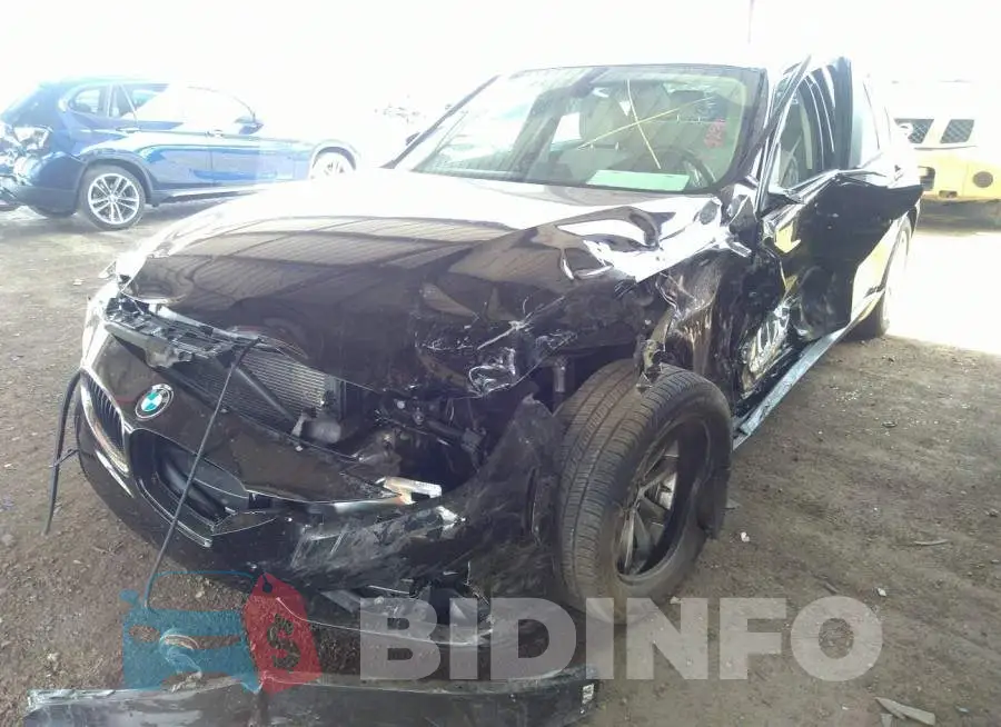 WBA8E5G5XJNV02941 Photo# 6