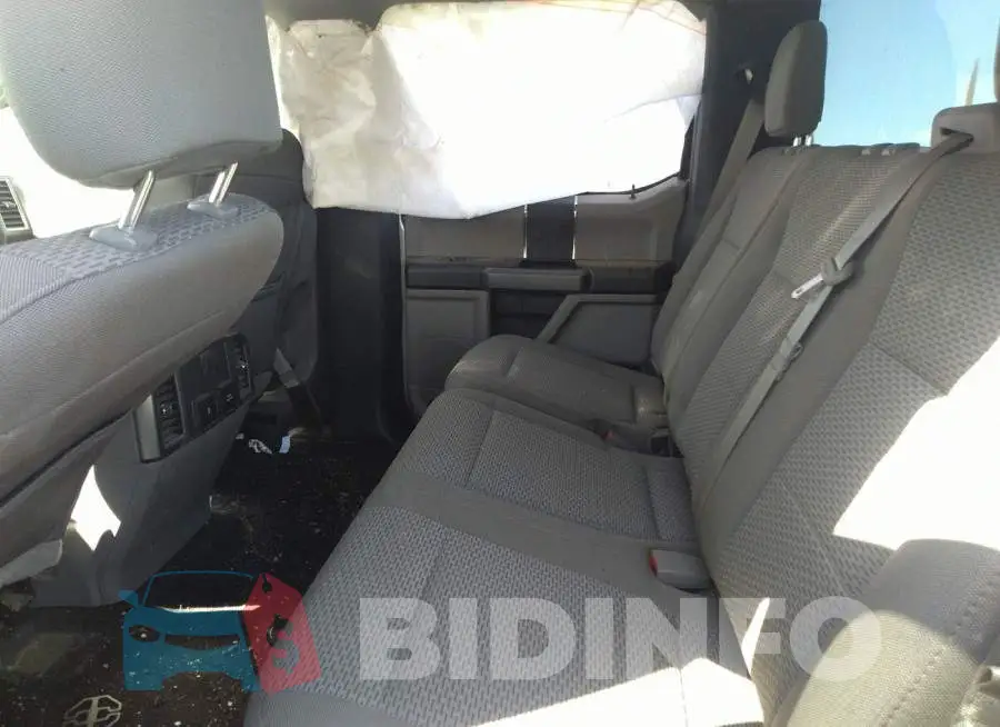 1FT7W2B61JEB36281 Photo# 8