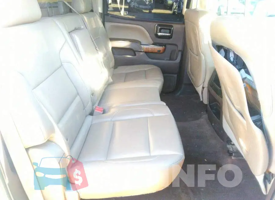 1GT12ZE84FF107981 Photo# 8