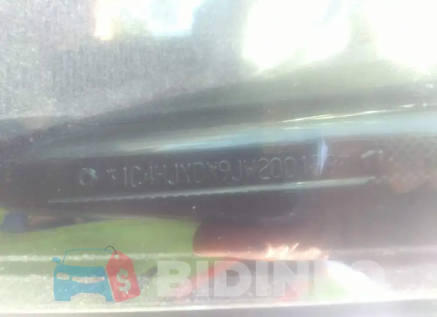 1C4HJXDN9JW200159 Photo# 9