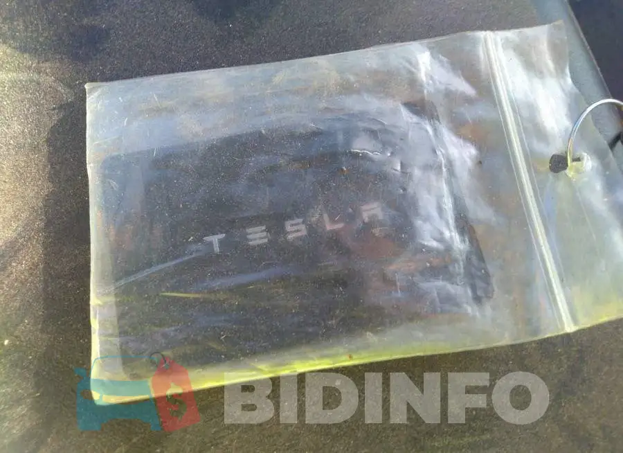 5YJ3E1EAXJF042975 Photo# 11