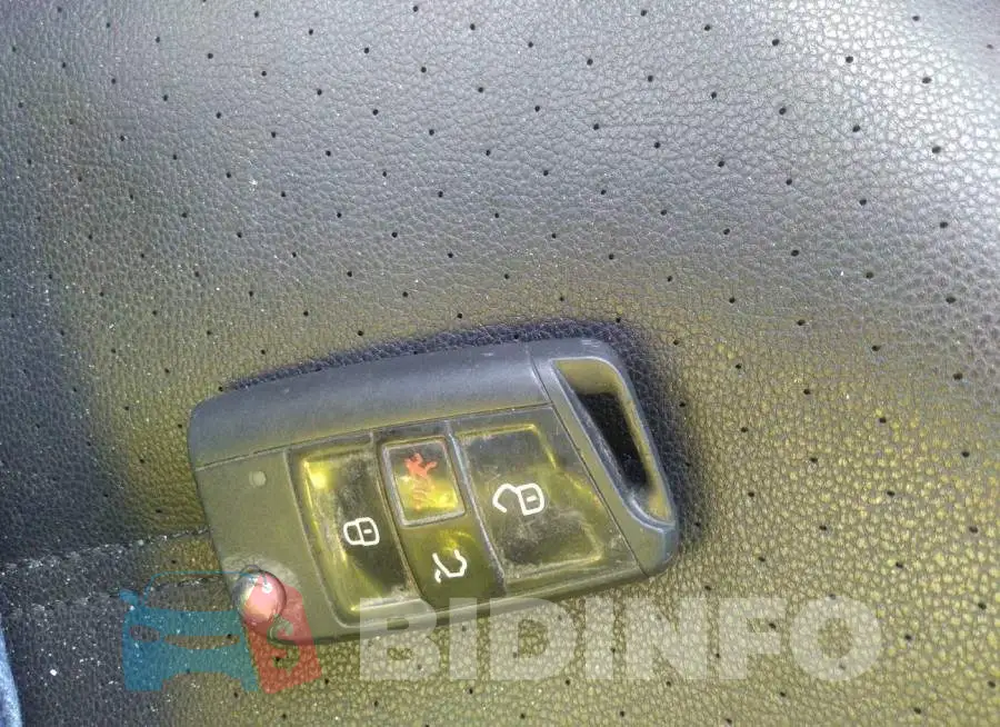 3VW217AU2FM011987 Photo# 11