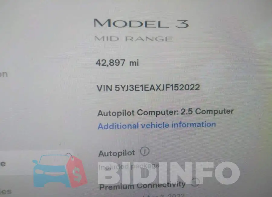 5YJ3E1EAXJF152022 Photo# 7