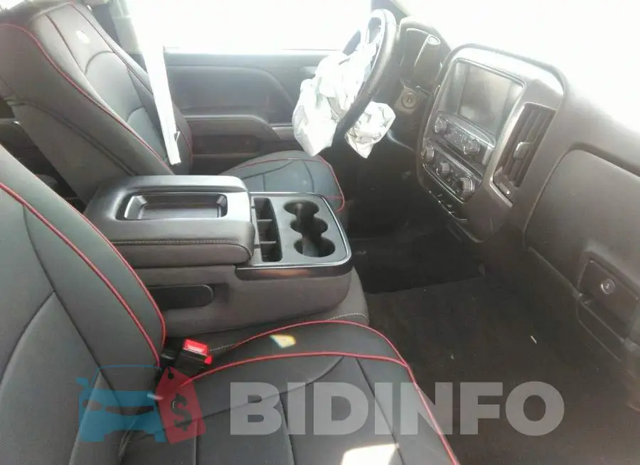 1GCVKREH3JZ357818 Photo# 5