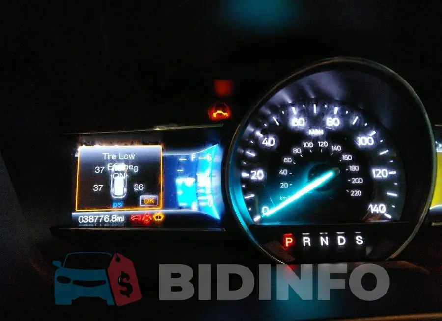 1FM5K8D82HGC60610 Photo# 7