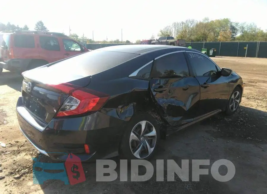 19XFC2F62KE001802 Photo# 4